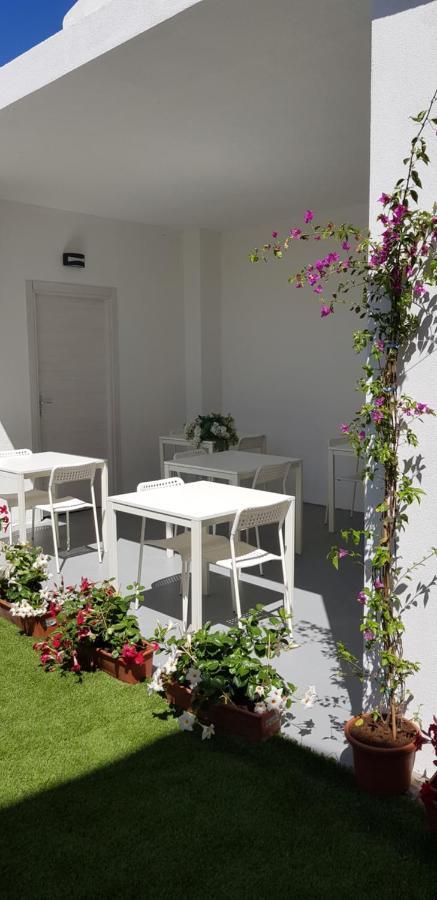 La Smeralda - Boutique Rooms And Breakfast Golfo Aranci Exterior photo