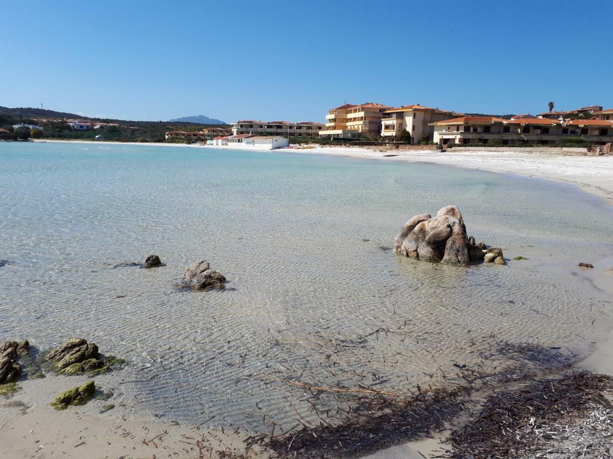 La Smeralda - Boutique Rooms And Breakfast Golfo Aranci Exterior photo